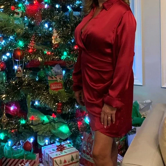 Women’s Satin Dress - Picture 7 of 7